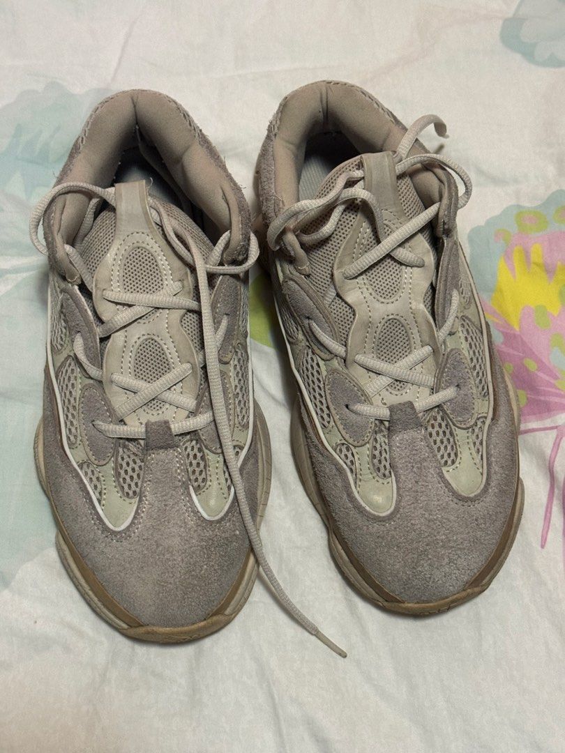 Adidas Yeezy Boost 500 (Category: Sneakers) located in Imus. Submitted by jaimeenrico8 (Listing ID 1471150822, Image 1). Description: Yellow and dark marks present.