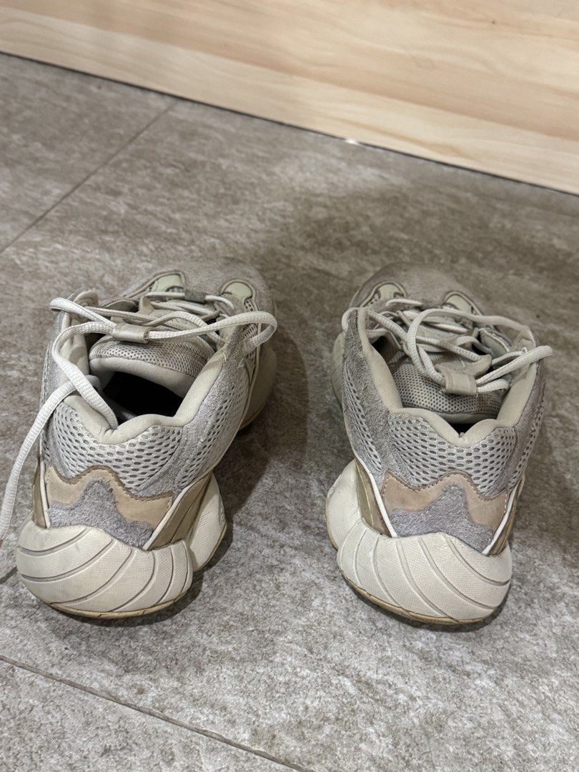 Adidas Yeezy Boost 500 (Category: Sneakers) located in Imus. Submitted by jaimeenrico8 (Listing ID 1471150822, Image 3). Description: Yellow and dark marks present.