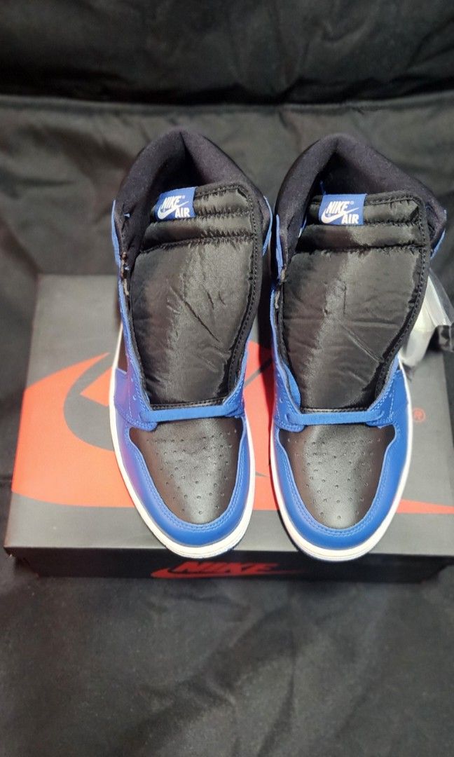 Air jordan 1 high og (Category: Sneakers) located in Quezon City. Submitted by rocknstock (Listing ID 1471140916, Image 2). Description: Air Jordan 1 high og dark marina blue size 11 brandnew.