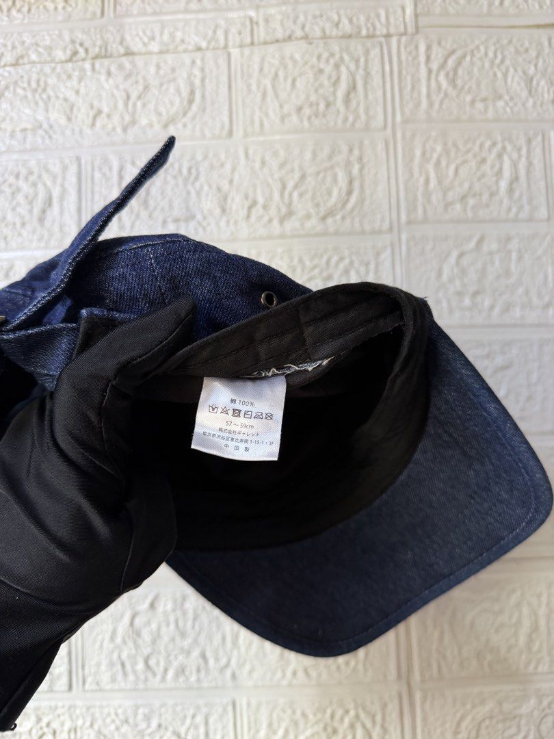 ALPHA INDUSTRIES DENIM WORK CAP (Category: Caps & Hats) located in Baguio. Submitted by kds_stuffs (Listing ID 1471153022, Image 3). Description: Mine: 450 📍ALPH4 INDUSTRIES denim work cap😍 One size fits all ✨ Excellent condition Gandara neto 💗.
