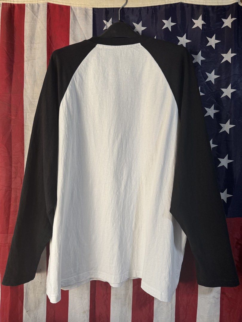 Ann Andelman (Category: Activewear) located in Cebu City. Submitted by etnaner (Listing ID 1471123556, Image 3). Description: Ann Andelman Black white raglan Size:34 on tag ( pls see actual dimes) Good condition .