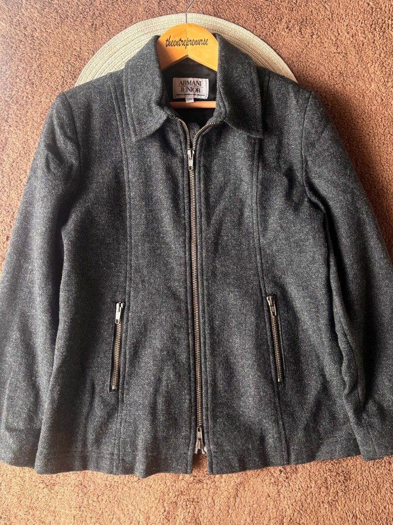 Armani Junior Wool Jacket 12y or small adult (Category: Babies & Kids Fashion) located in Quezon City. Submitted by theentreprenurse (Listing ID 1471286612, Image 2). Description: 𝘼𝙐𝙏𝙊 𝙋𝘼𝙎𝙎 𝙏𝙊 𝙇𝙊𝙒 𝘽𝘼𝙇𝙇𝙀𝙍𝙎 📣 ʙʀᴀɴᴅ: armani jr ꜱɪᴢᴇ: 12y or small adult pls refer to measurement on the 1st photo ᴍᴏᴘ: ɢᴄᴀꜱʜ ꜱʜɪᴘᴘɪɴɢ 🛒 (NO RUSH. I'm a working momma :) ) ▪︎ꜰʟᴀꜱʜ ᴇxᴘʀᴇꜱꜱ | J&T ▪︎ʟᴀʟᴀᴍᴏᴠᴇ|ɢʀᴀʙ ~ 𝚃𝚑𝚎𝚜𝚎 𝚌𝚕𝚘𝚝𝚑𝚎𝚜 𝚊𝚛𝚎 𝚊𝚕𝚛�
