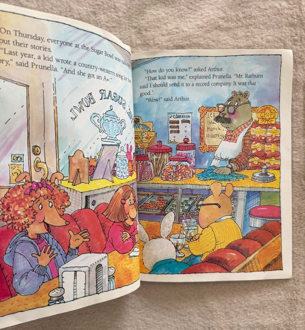 Arthur's Reading Race - Marc Brown (Category: Children's Books) located in Santiago. Submitted by bookworm_club (Listing ID 1471165578, Image 3). Description: 📚no cancellation, return or exchange. 📚secondhand books. some books are in good condition while some has minimal flaws (foxing, creases, dog-eared pages, etc.) 📚reasonable haggling is allowed. 💰MOP: For same day pickup - CASH & BANK TRANSFER For shipping or scheduled pickup - BANK TRANS