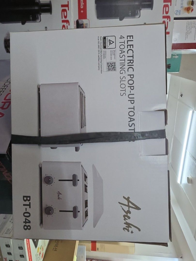 Asahi electric pop up toaster 4 slots (Category: Breadmakers) located in Makati City. Submitted by melissa12345 (Listing ID 1471130152, Image 1). Description: Brandnew item sealed item 👉Read me 1st 📍Brand new 💯 📍Items on hand ❌ No COD 🏦 MOP bpi/bdo/GCash/maya 📍No return no exchange 📍Payment 1st before delivery 💰Cashless transaction at this moment. ,.