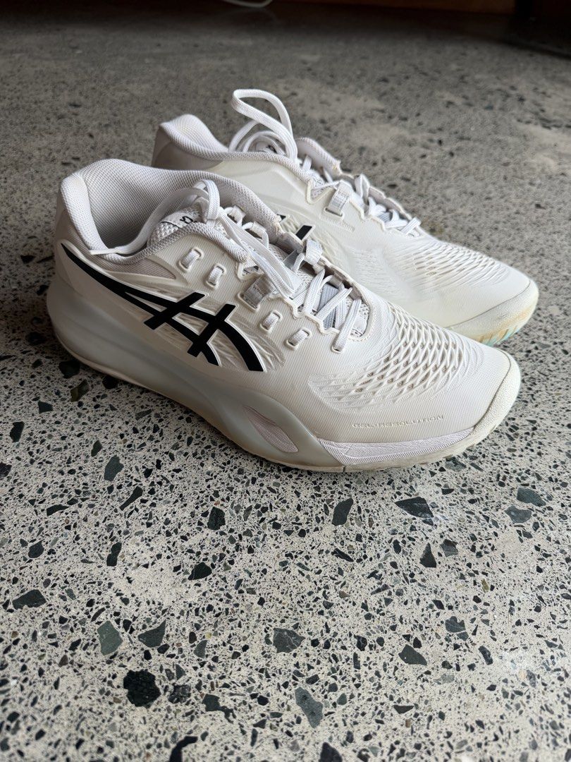 ASICS Gel Resolution X White/Black US 9.5 (Category: Activewear) located in Marikina City. Submitted by studiogammo (Listing ID 1471125640, Image 1). Description: - Brand: ASICS - Size US mens 9.5 - For Tennis/Pickleball - Color: White with black logo accents - Material: Breathable mesh upper with supportive sole - Closure: Standard lace-up design - Condition: Light court dust on outsoles, tread is deeply grooved and crisp, and interior collars a