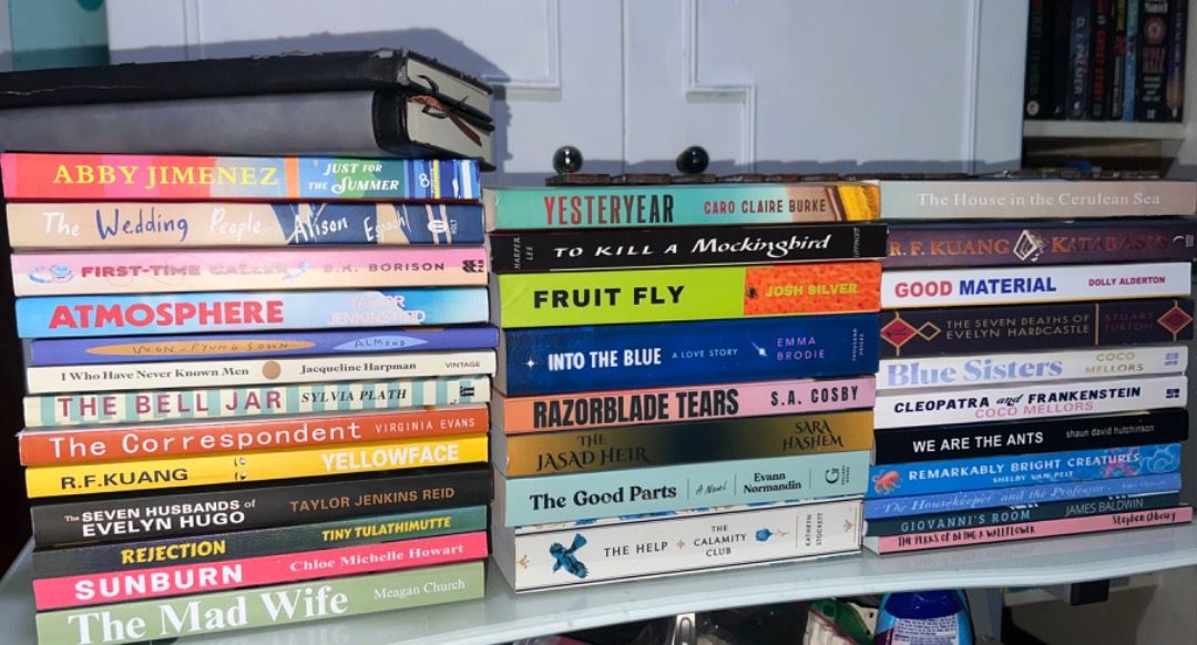 Assorted BookTok Reprint Books (Category: Storybooks) located in Caloocan City. Submitted by mherckyyragkee (Listing ID 1471156761, Image 1). Description: Take all for ₱1,500.