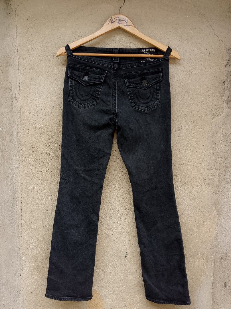 AUTHENTIC! " TRUE RELIGION (y2k bootcut relaxed) WOMEN " (Category: Jeans) located in Danao, Cebu. Submitted by psychypymb40965 (Listing ID 1471236434, Image 2). Description: details are in first photo ‎pm/dm for other details,issues or transactions ‎negotiable! 👊😁 ‎2nd Account Available Shoes, Bags, Sandals, Slippers & more footwear just click the link below 💚👇😁❤️ or follow for update stocks. ‎https://www.carousell.ph/u/azaiahnere02/?t-id=P