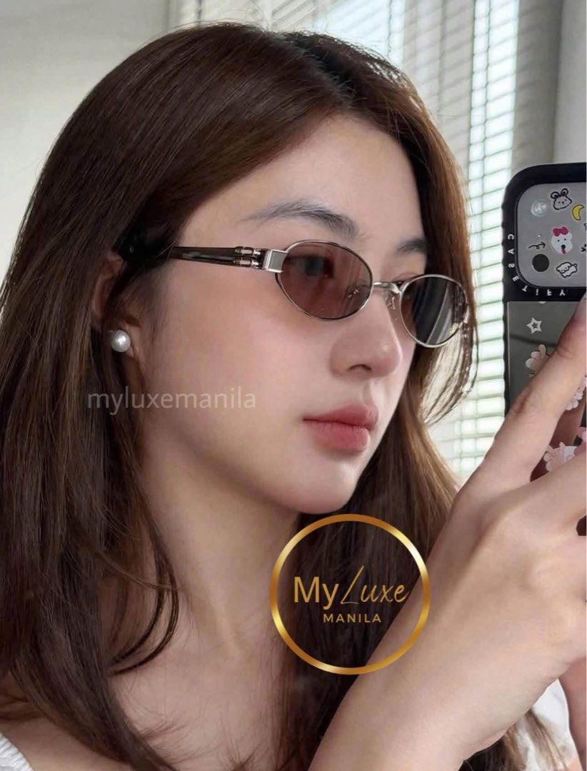 Authentic Gentle Monster - Cali 02(BR) (With Box Set) (Category: Sunglasses & Eyewear) located in Manila. Submitted by myluxe.manila (Listing ID 1471269308, Image 3). Description: Want to cop yours? Order now & Receive it today! Onhand and ready to deliver ✨ ⭐️CELEBRITY TRUSTED SHOP ⭐️ 🤩 LOWEST PRICE IN THE MARKET 🤩 All Brand new and actual photos/videos posted Legit Import from Seoul, South Korea 🇰🇷 We accept cod same day delivery thru grab 