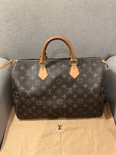 (Category: ) located in . Submitted by chloe_luxuries (Listing ID 1471285223, Image 1). Description: .