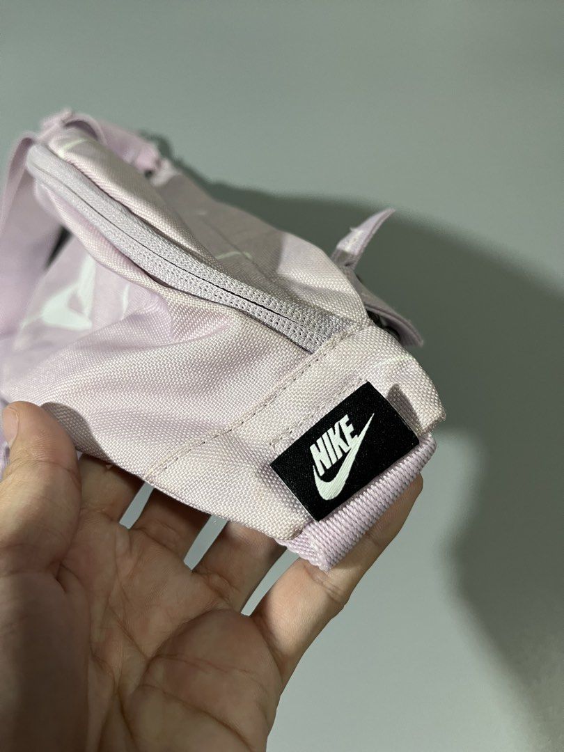 Authentic Nike Pastel Purple Belt Bag (Category: Belt bags, Clutches and Pouches) located in Tagbilaran City. Submitted by johncarylph (Listing ID 1471154832, Image 2). Description: .