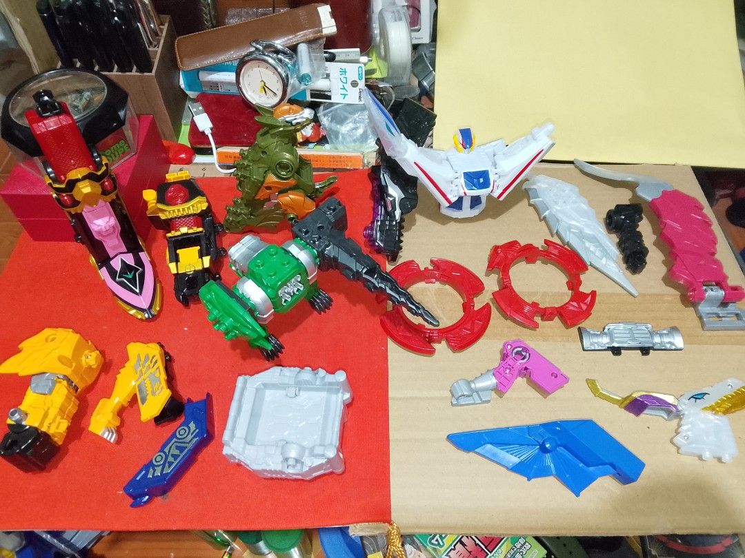 Bandai Robot Parts (Category: Action & Battle Toys) located in Santo Tomas. Submitted by retrotastic (Listing ID 1471233872, Image 1). Description: Bandai Robot Parts✔️ Power Rangers line?? As is po lahat baka nanjan po need nyo 👌 Tried capturing some parts kung san po sila kasama para di na po mahirapan mag identify. 👌 Nasa photos po✔️ Take all ₱500.