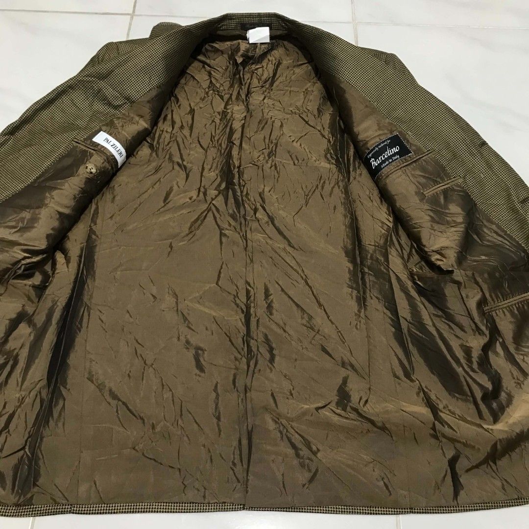 BARCELINO COAT BLAZER SUIT FORMAL LARGE (Category: Coats, Jackets and Outerwear) located in Cavite. Submitted by justthrift06 (Listing ID 1471145860, Image 3). Description: DIMENSION 22X33 GOOD CONDITION SHIPPING NATIONWIDE.