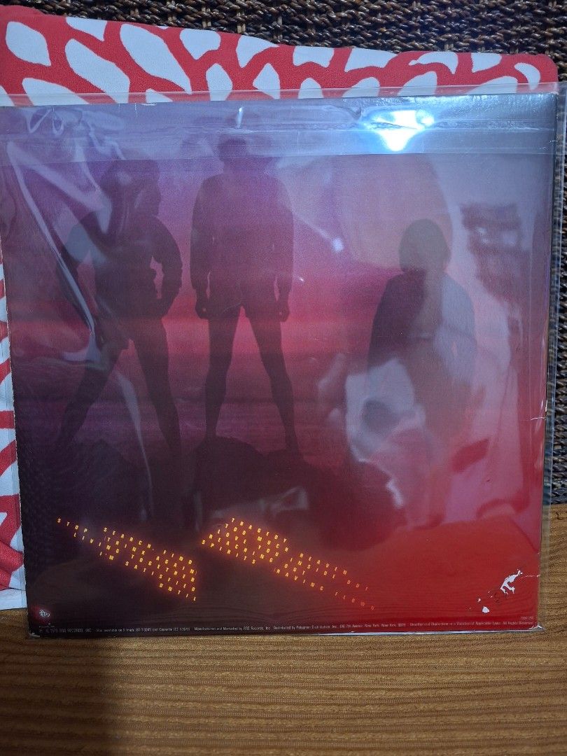 Bee Gees Spirits Having Flown Vinyl LP Record (Category: Vinyls) located in Santa Rosa. Submitted by egroj_0410 (Listing ID 1471296080, Image 2). Description: - Artist/Album: Bee Gees - Spirits Having Flown (1979) - Label: RSO - Condition: Play tested and clean vinyl - Inclusions: Original printed inner sleeve + protective plastic outer sleeve - Hit Tracks: Includes 'Tragedy' and 'Too Much Heaven' - Perfect for: Classic pop and rock vinyl collect