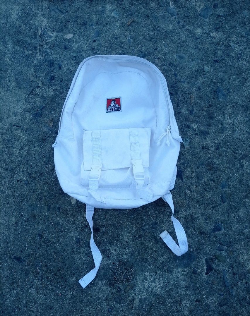 Ben Davis casual backpack front pocket with double buckle straps (Category: Backpacks) located in Guiguinto. Submitted by selected_3rp (Listing ID 1471292493, Image 1). Description: Ben Davis casual backpack front pocket with double buckle straps and the classic Ben Davis gorilla logo patch. no issue pm.