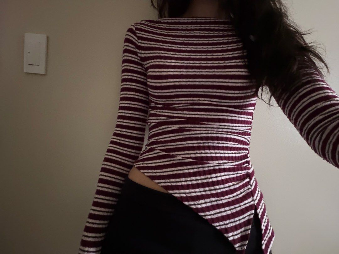 Bershka Maroon Fall / Autumn Striped Top (Category: Longsleeves) located in Mandaluyong City. Submitted by sweetberrry (Listing ID 1471224214, Image 1). Description: color on camera may differ never worn out before.