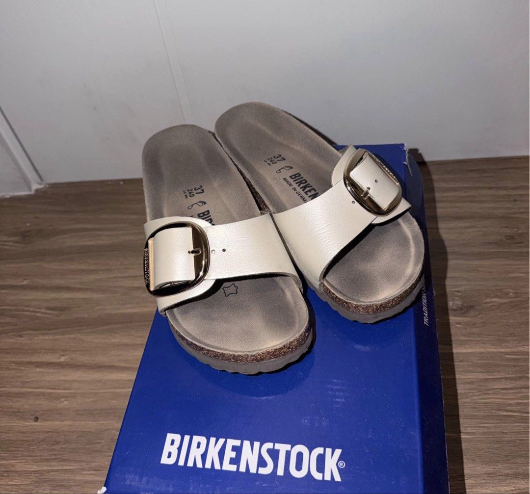 birkenstock big buckle (Category: Flats & Sandals) located in Dumaguete. Submitted by chaldsma (Listing ID 1471173774, Image 1). Description: no flaws used thrice.