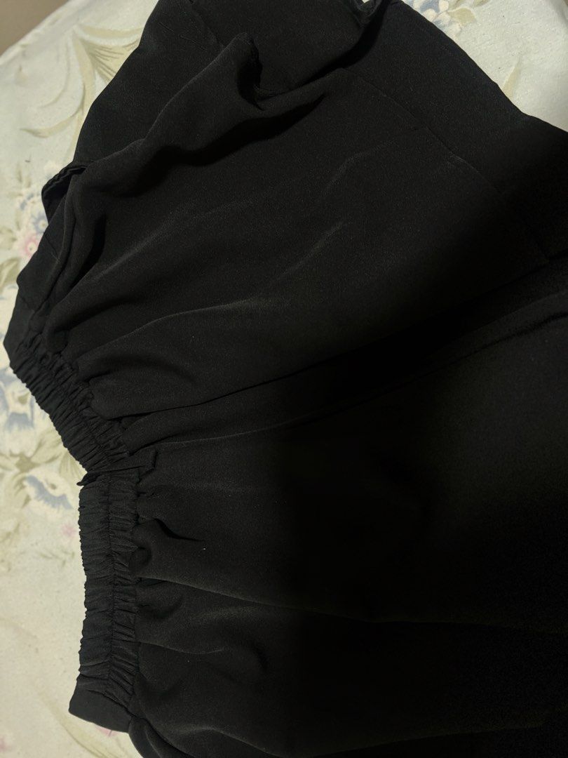 BKK from thailand plus size short black (Category: Shorts) located in Manila. Submitted by stellaaaa03 (Listing ID 1471210857, Image 2). Description: BKK from thailand plus size short waist line: 38-45.