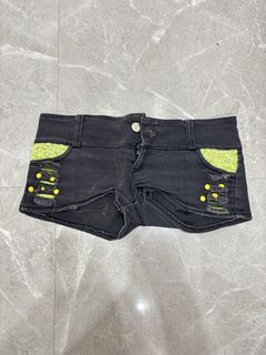 (Category: ) located in . Submitted by urechicthrftmnl (Listing ID 1471168780, Image 1). Description: .