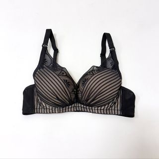 (Category: ) located in . Submitted by k_intimates (Listing ID 1471289793, Image 1). Description: .