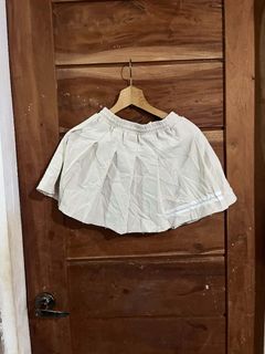(Category: ) located in . Submitted by danelle_closet1106 (Listing ID 1471201933, Image 1). Description: .