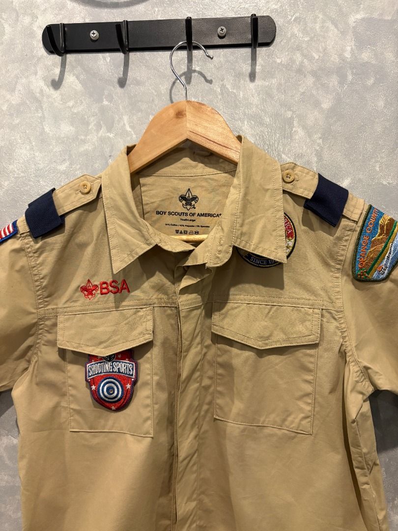 Boy Scout Uniform (Category: Tshirts & Polo Shirts ) located in Quezon City. Submitted by outofhabits_store (Listing ID 1471189430, Image 2). Description: Size: Youth Large, fits Xtra Small - Small Adults Width: 19.5 inches Length: 22.5 inches Buy 2 items worth 600 pesos and get them for 1,000 Payment method: GCash Shipping options (shouldered by buyer): J&T 3-7 days, Lalamove or Grab within the day Location: Quezon City Please manage your expect