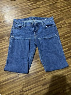 (Category: ) located in . Submitted by ellieeeeee0293929 (Listing ID 1471123345, Image 1). Description: .
