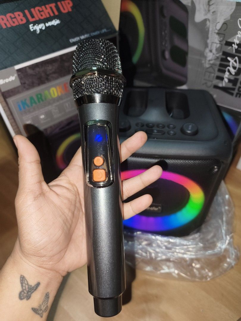 BRODU BLUETOOTH SPEAKER W/MIC. solid ang TuNog👌👌❣️ (Category: Soundbars, Speakers & Amplifiers) located in Caloocan City. Submitted by surplusandbnewshop (Listing ID 1471122273, Image 3). Description: .