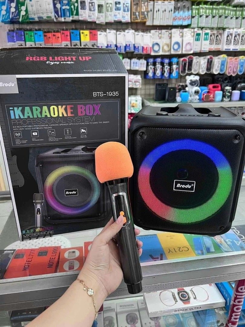 BRODU BLUETOOTH SPEAKER W/MIC. solid ang TuNog👌👌❣️ (Category: Soundbars, Speakers & Amplifiers) located in Caloocan City. Submitted by surplusandbnewshop (Listing ID 1471122273, Image 1). Description: .