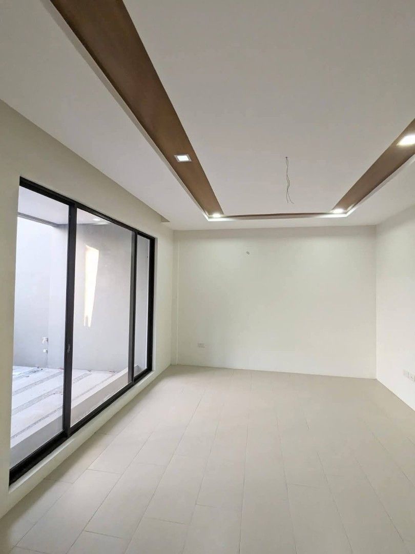 Cainta House and Lot (Category: House & Lot) located in Cainta. Submitted by homefullyyoursph (Listing ID 1471239400, Image 3). Description: AS LOW AS 5% DOWNPAYMENT—LIPAT NA AGAD! Own a Brand New Modern Townhouse in Brookside Village, Cainta ✨ Perfect for growing families who want space, comfort, and convenience. 📍 Along Ortigas Extension, inside Brookside Hills, Cainta Rizal ✔️ Flood-free subdivision ✔️ Prime location near everything you need 