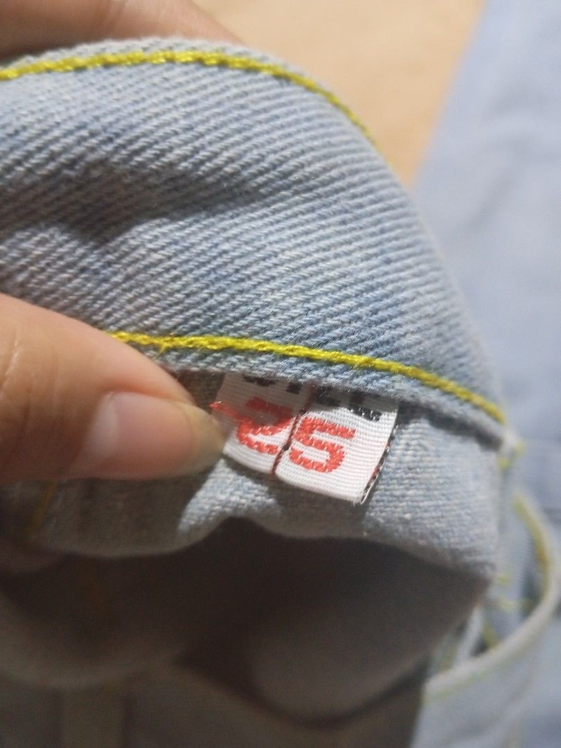 cargo pants for women (Category: Community) located in San Jose del Monte. Submitted by chazzy_shop (Listing ID 1471134577, Image 3). Description: this item is still good condition.