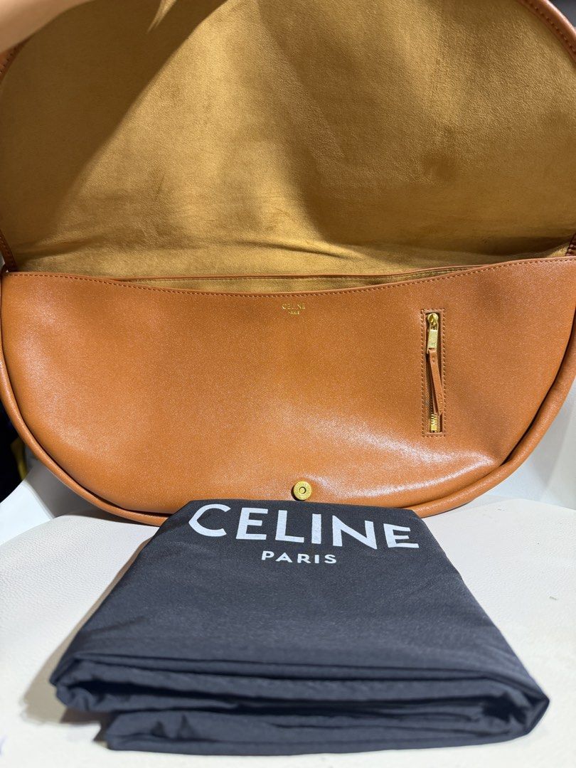 Celine Halfmoon (Category: Luxury Bags & Wallets) located in Quezon City. Submitted by musthaveluxe (Listing ID 1471155190, Image 3). Description: .
