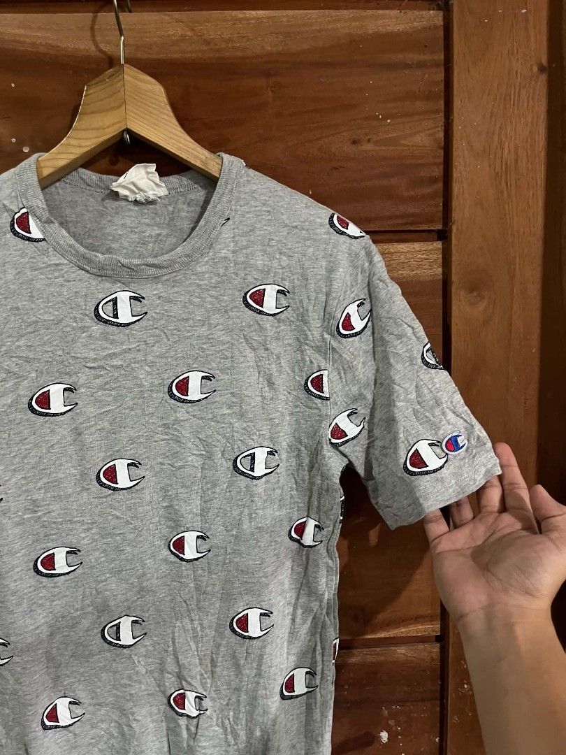 CHAMPION AOP TEE (Category: Tshirts & Polo Shirts ) located in Tagum. Submitted by danelle_closet1106 (Listing ID 1471202808, Image 3). Description: EXCELLENT SIZE:SMALL ISSUE:SEE LAST PIC MAY STAIN NEED WASH DIN FRESH FROM BALE.