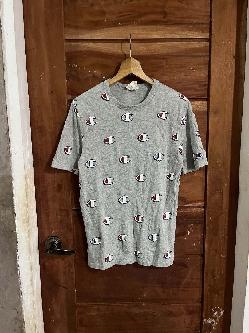 CHAMPION AOP TEE (Category: Tshirts & Polo Shirts ) located in Tagum. Submitted by danelle_closet1106 (Listing ID 1471202808, Image 1). Description: EXCELLENT SIZE:SMALL ISSUE:SEE LAST PIC MAY STAIN NEED WASH DIN FRESH FROM BALE.