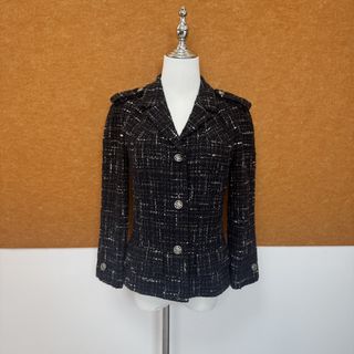 （分類：）位於 。 由 lion_resells 提交（商品編號 1471215719，圖片 1）。簡介： 。