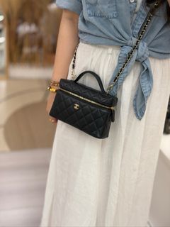 （分類：）位於 。 由 luxe.station22 提交（商品編號 1471218151，圖片 1）。簡介： 。