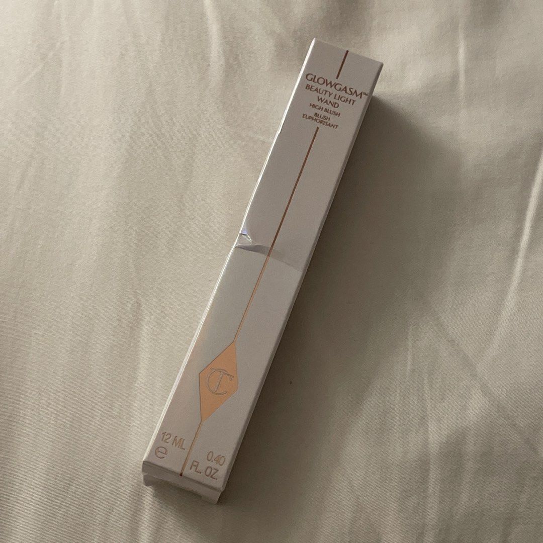 Charlotte Tilbury Highlighter Blush - Peachgasm (Category: Makeup) located in Pasay City. Submitted by fromyaning (Listing ID 1471290766, Image 1). Description: LAST PRICE - authentic and brand new! unused with box - mop: gcash / bdo - mod: lalamove / jnt.