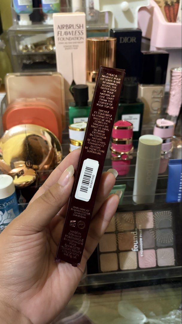CHARLOTTE TILBURY Lip Liner (Category: Makeup) located in Bulacan. Submitted by shopwithme_23 (Listing ID 1471255530, Image 2). Description: DECLUTTERING‼️[Brand New] 💯authentic (money back guaranteed if proven fake) •with box Shade: Pink Venus ₱899 only (got it for 1,200) Rfs: not my shade.