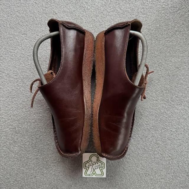 CLARKS ORIGINAL LUGGER BROWN LEATHER (Category: Casual Shoes) located in Cagayan de Oro. Submitted by huntbytrickjam.v2 (Listing ID 1471175699, Image 3). Description: CLARKS ORIGINAL LUGGER BROWN LEATHER US 9.5 / EURO 43 / CM 27.5 EXCELLENT Pair Only Replace Pads M - 1799.