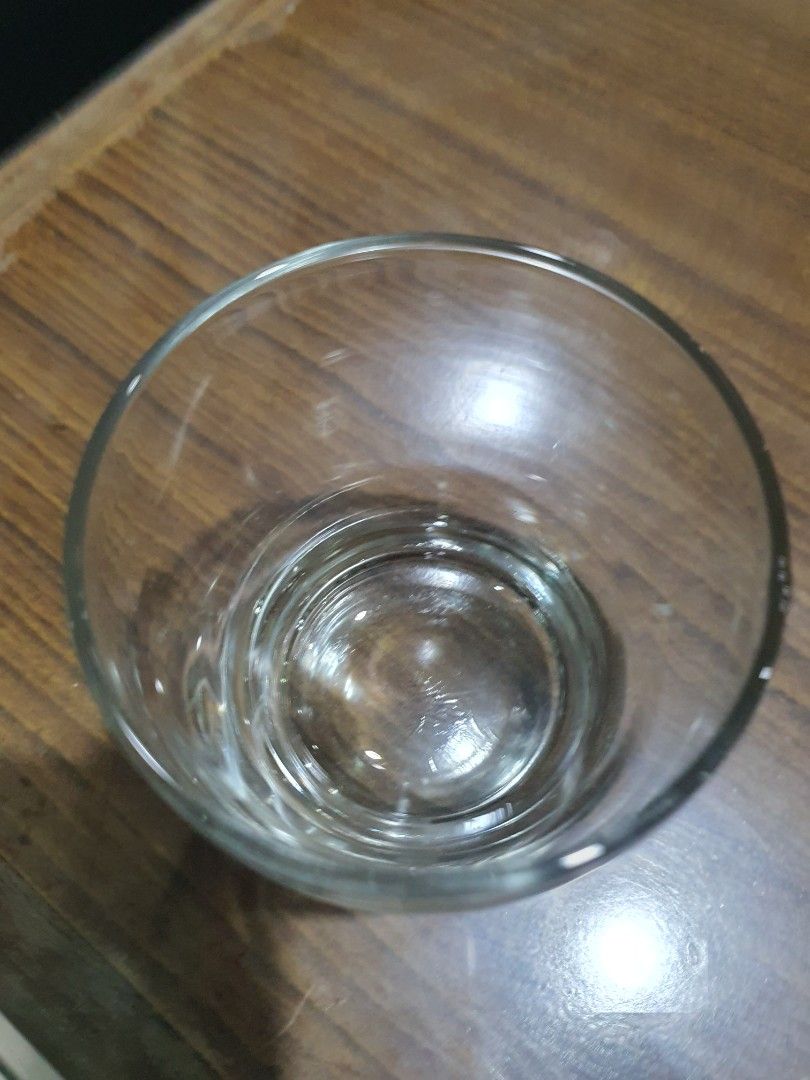 Clear Glass Cup Set of Six (Category: Dinnerware & Cutlery) located in Paranaque City. Submitted by nicessities (Listing ID 1471133381, Image 3). Description: - Set of 6 clear glass cups rarely used just kept in storage - Stylish curved design with a sturdy, heavy bottom base - Standard size ideal for water, juice, and everyday drinks - Carefully packed with each glass individually wrapped in paper inside a storage bin - Ready for pick-up or ship