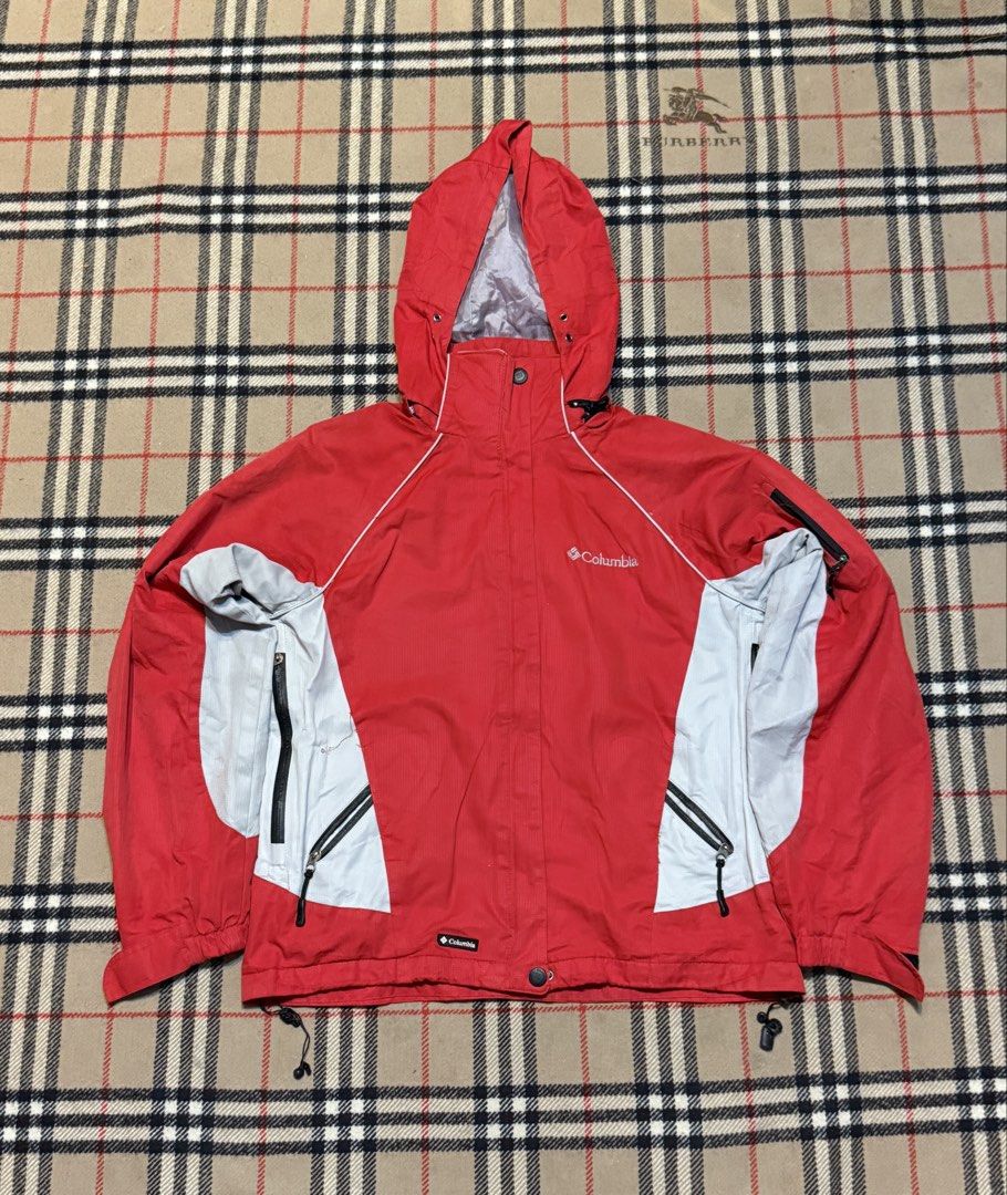 Columbia OutDoor Jacket (Category: Coats, Jackets and Outerwear) located in Cavite. Submitted by markjoseph24866 (Listing ID 1471131737, Image 1). Description: .