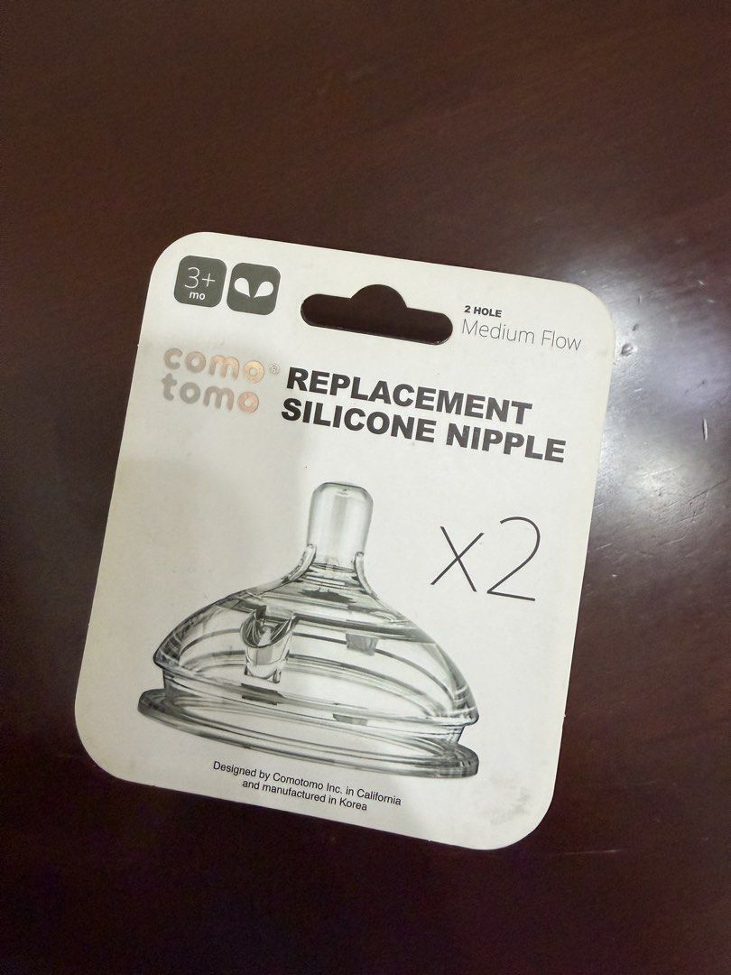 Comotomo Replacement Silicone Nipple 2 Hole Medium Flow 3+ mo (Category: Breastfeeding & Bottle Feeding) located in San Juan City. Submitted by mnatividad (Listing ID 1471150320, Image 1). Description: - Authentic Comotomo replacement nipples - Medium Flow (2 holes) ideal for babies 3 months+ - Brand new and unopened in original packaging - Includes 2 pieces per pack - Super soft silicone mimics natural latching - Safe, non-toxic, and easy to cle