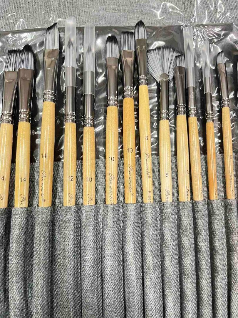 Comprehensive Artist Paintbrush Set with Roll-up Case (Category: Craft Supplies & Tools) located in Caloocan City. Submitted by eunicekim7 (Listing ID 1471134184, Image 2). Description: - Condition: 100% Brand New / Unused - Variety: Includes flat brushes, detail brushes, fan brushes, and a palette knife - Material: Classic wooden handles with durable bristles - Storage: Comes in a sleek gray fabric roll-up case with protective plastic sleeves - 
