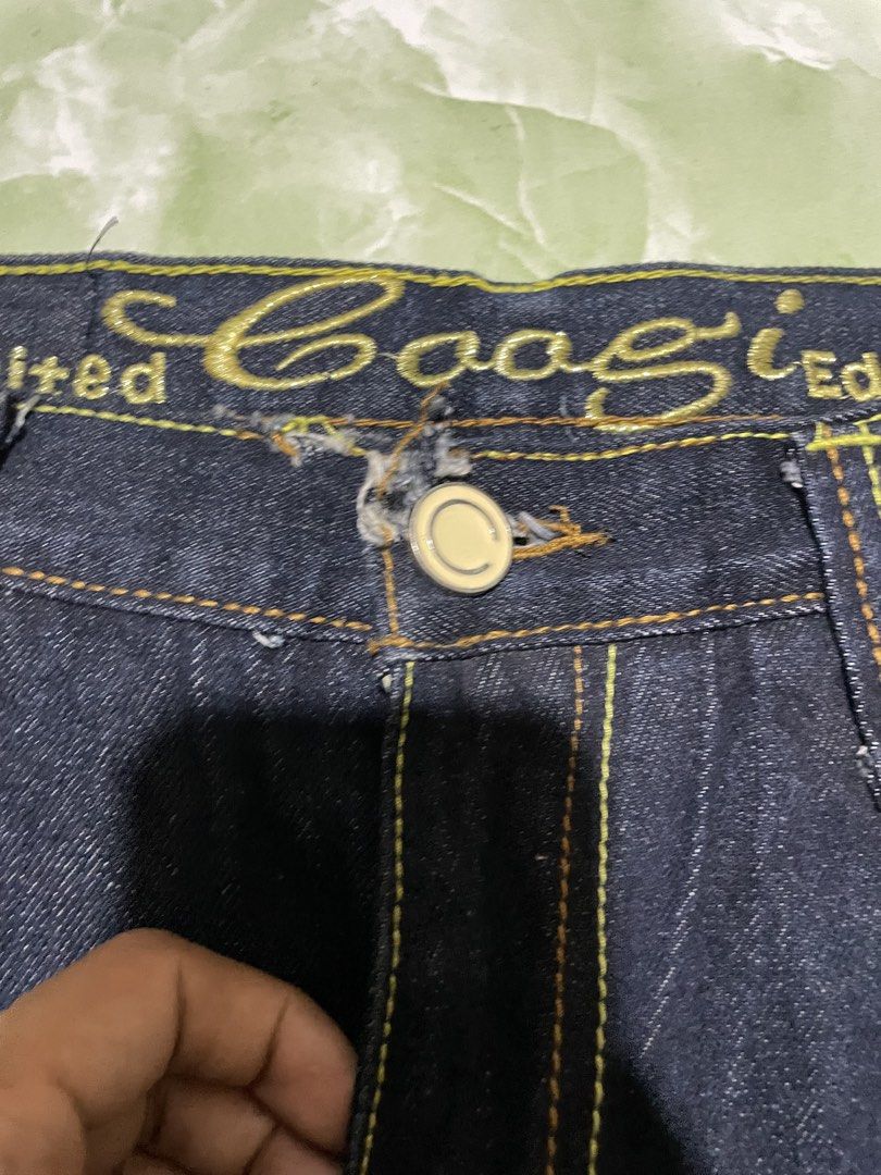 COOGI EMBROIDERY SHORTS (Category: Shorts) located in Cagayan de Oro. Submitted by patrickjam03829 (Listing ID 1471269524, Image 3). Description: waist 34 length 22 leg open 11 thigh 12 issue altered .