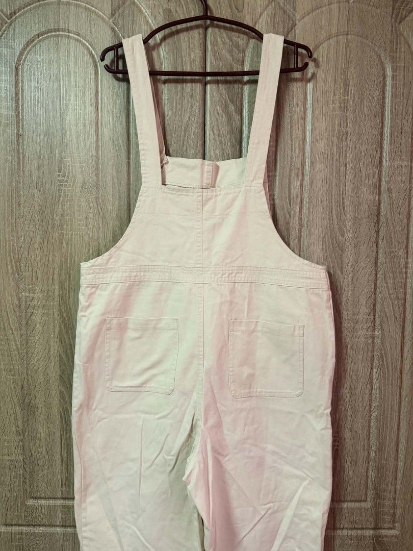 Cream Denim Adjustable Overalls/Jumpsuit (Category: Jumpsuits) located in Santa Ana. Submitted by gwiyommis (Listing ID 1471196545, Image 2). Description: Size: S-M Length: 41-42 inches Waist: 34 inches 🏷️ Price: ₱250.00 💬 Comment "MINE + A8" to claim! Reminders: 📌 Pre-loved item. Manage your expectations. 📌First mine basis. 📌Payment must be made within 24 hours. 📌Shipping fee is shouldered by the buyer. Mode of Payment: GCash, Bank Transfe