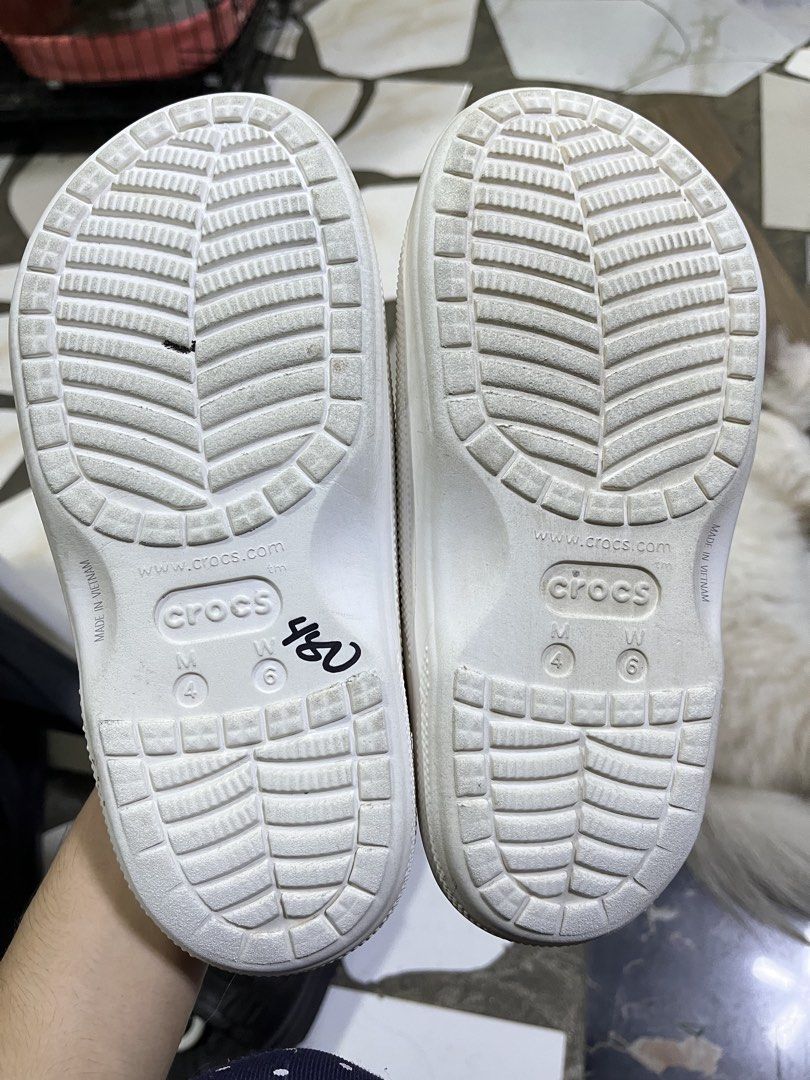Crocs Sandal 36 (Category: Sandals) located in Cagayan de Oro. Submitted by leehanfinds (Listing ID 1471294192, Image 2). Description: 6 us /23 cm.