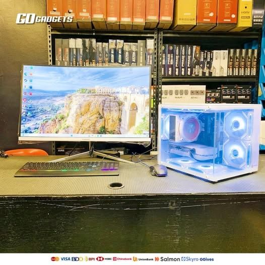 Custom Gaming PC Setup with Curved Monitor Keyboard Mouse, Computers ...