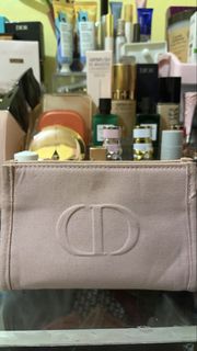 (Category: ) located in . Submitted by shopwithme_23 (Listing ID 1471265863, Image 1). Description: .