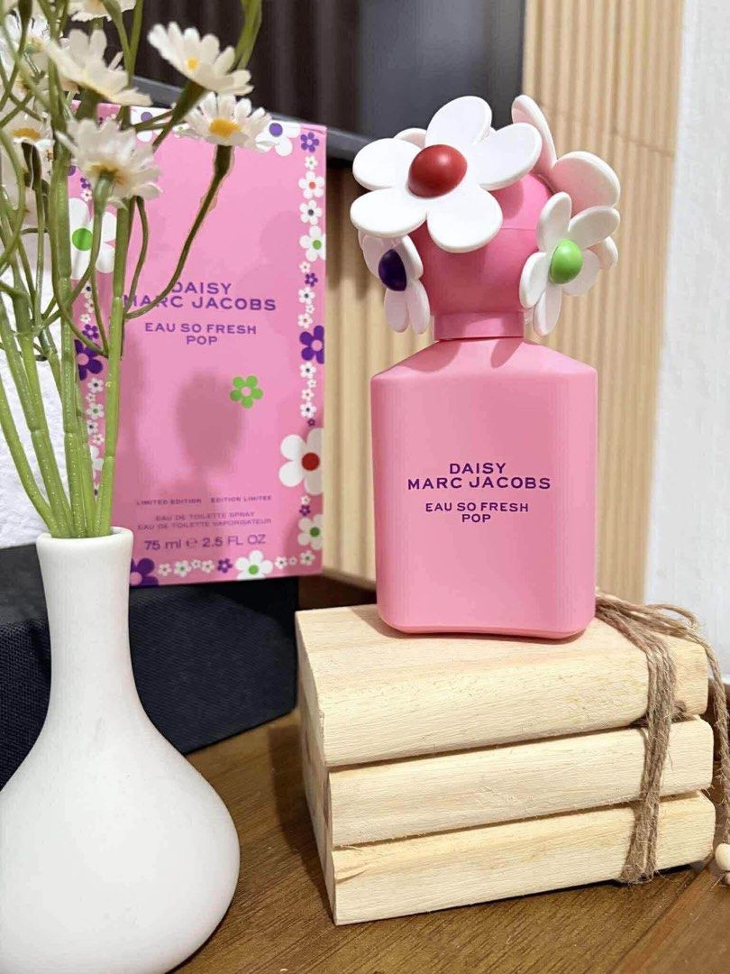 Daisy Marc Jacobs Eau So Fresh Pop | Premium Quality Perfume (Category: Fragrance & Deodorants) located in Manila. Submitted by livingluxury (Listing ID 1471245387, Image 1). Description: 💎 Discover premium quality fragrances with Livingluxury! 🌐 Visit our website: [External link] 🛍️ Make every moment unforgettable! Message Livingluxury now to order yours today and elevate your fragrance collection!.