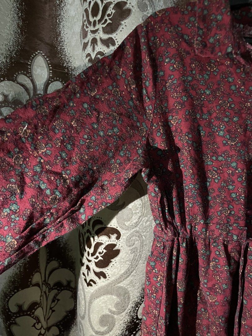 DARK RED LONG FLORAL DRESS (Category: Dresses) located in San Quintin. Submitted by polasolah (Listing ID 1471280934, Image 2). Description: wash before use size:s-m .