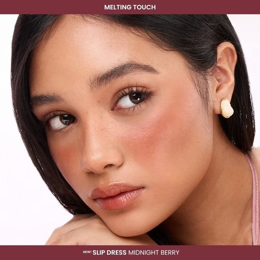 DETAIL Melting Touch (Velvet Blush, Blurring) (Category: Makeup) located in Dagupan City. Submitted by jem.aly.n (Listing ID 1471227265, Image 2). Description: ✅Sealed/Brandnew ₱199 ONLY‼️ (349 srp) Available shade: 📌 Slip Dress MOD: ✅ Meet up (around Dagupan City, Pangasinan) ✅ Delivery (j&t courier) ✅️ Dropping Area (lucky pasabay) MOP: ✅️ Gcash & BDO (for delivery) ✅️ Cash (for meet up).